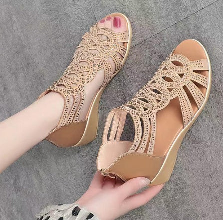 Strappy Sandals with Low Heel for Women gold 